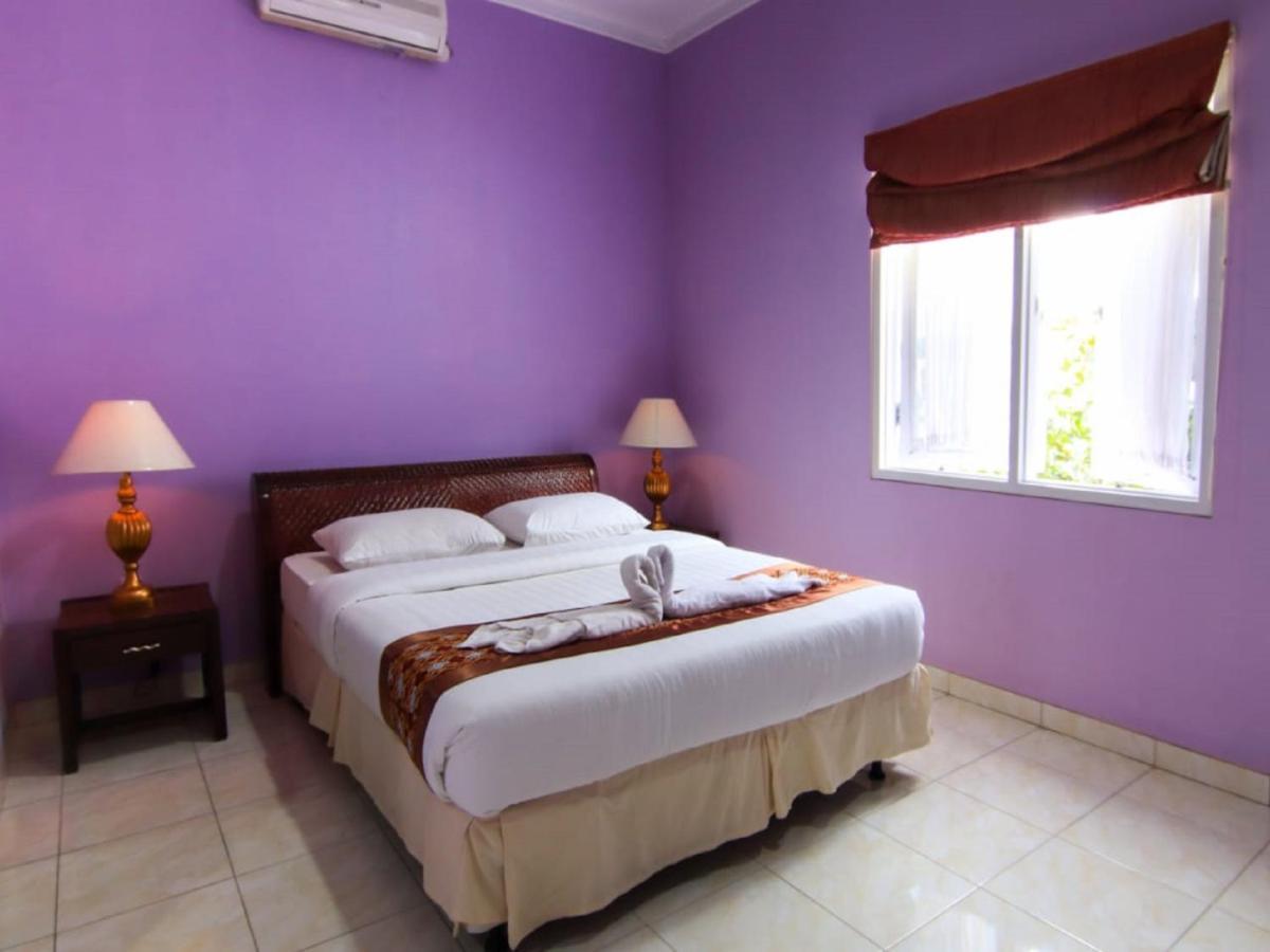 Hotel Signature Mandala Kencana Cianjur Exterior photo